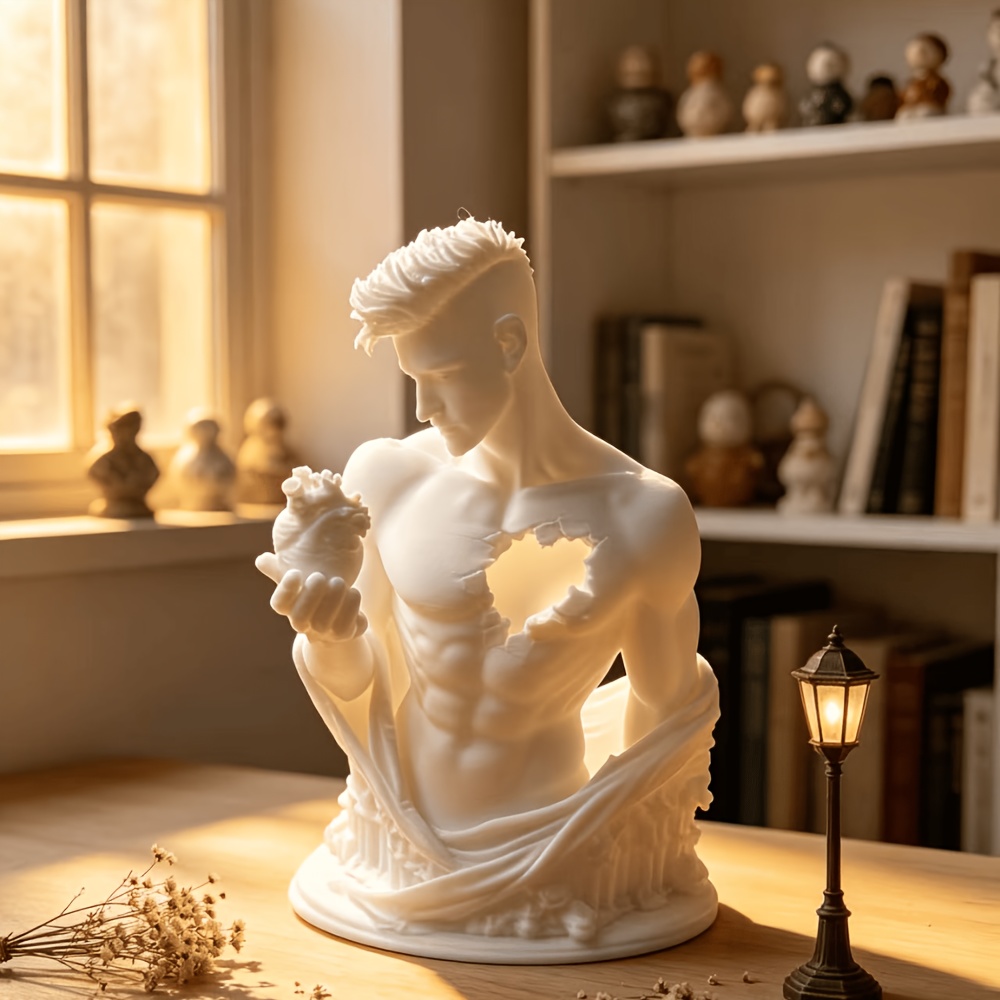 Office Furniture Equipment - Escultura de Busto Masculino com Coração